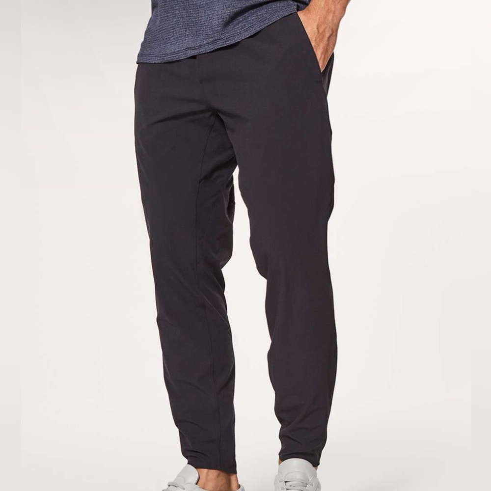 Lululemon In Mind Athletic Pants Men's Black Pants - Size Medium